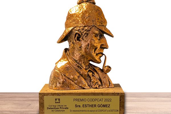 2022_Premio_Sherlock_Esther-Gomez_la-nit-detectiu_peritocat